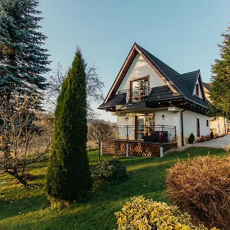 U Stanka Z Bilardem , Sauna I Jacuzzi Apartment
