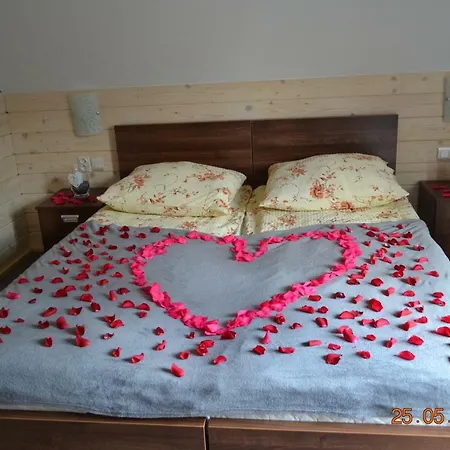 U Stanka Z Bilardem , Sauna I Jacuzzi Bialy Dunajec
